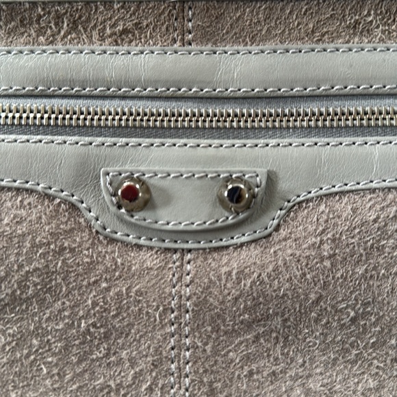 Vintage Balenciaga beige/gray suede clutch 12.5” x 9” (early 2000s) - Picture 4 of 5